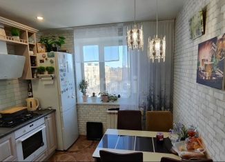 Продается 4-комнатная квартира, 82 м2, Пермь, улица Гашкова, 26