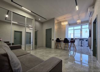 2-комнатная квартира в аренду, 70 м2, Сочи, улица Цюрупы, 32