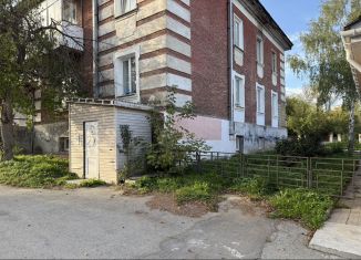 Сдам в аренду помещение свободного назначения, 150 м2, Ревда, улица Азина, 71