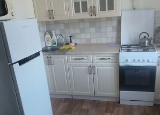 Сдается однокомнатная квартира, 36 м2, Таганрог, улица Яблочкина, 41