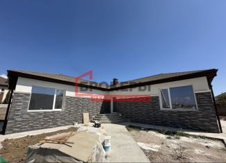 Продам дом, 130 м2, поселок городского типа Заозерное, улица Аллея Дружбы, 142