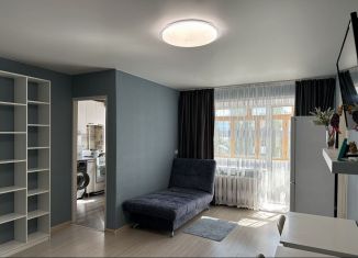 Продается 2-ком. квартира, 42.3 м2, Шадринск, улица Свердлова, 107