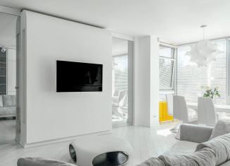 Продам двухкомнатную квартиру, 70.8 м2, Калининград, Бассейная улица, 7