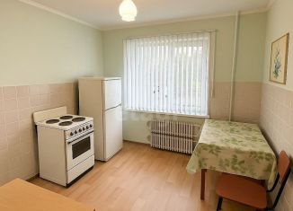 Продаю 3-комнатную квартиру, 63.5 м2, Старый Оскол, микрорайон Конева, 8