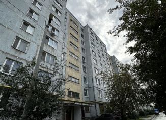 Продам 3-ком. квартиру, 68.8 м2, Казань, улица Побежимова, 46
