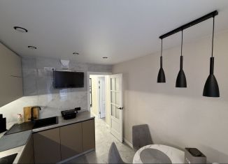 Продается 1-ком. квартира, 38 м2, Калининград, улица Вагнера, 58