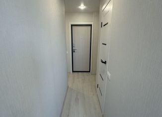 Продажа 2-ком. квартиры, 43 м2, Мурманск, проспект Героев-Североморцев, 57