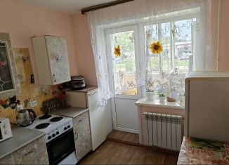 Продается 3-комнатная квартира, 55.9 м2, Благовещенск, улица Муравьёва-Амурского, 9