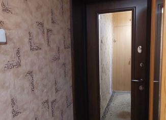 Продаю однокомнатную квартиру, 30 м2, Псков, улица Алтаева, 6