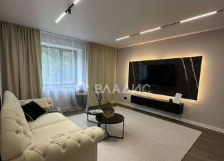 Трехкомнатная квартира на продажу, 76 м2, Москва, Маленковская улица, 13/12, ВАО