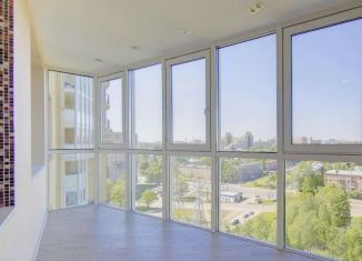 Продается 2-ком. квартира, 55 м2, Татарстан, улица Родины, 33В