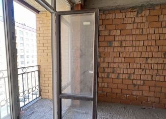 Двухкомнатная квартира на продажу, 70 м2, Махачкала, улица Лизы Чайкиной, 69