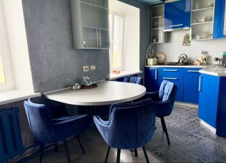 Продам 3-ком. квартиру, 57.6 м2, Череповец, проспект Победы, 115