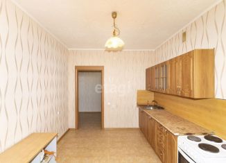 Продам 2-ком. квартиру, 67.7 м2, Тюмень, Интернациональная улица, 140