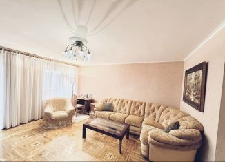 Продам 4-ком. квартиру, 120 м2, Ростов-на-Дону, Пушкинская улица, 157-161