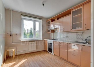 Продается 3-комнатная квартира, 71.8 м2, Подольск, Октябрьский проспект, 2В