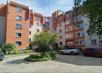 Продажа 1-ком. квартиры, 55 м2, Калининград, улица Еловая Аллея, 62