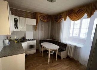 Сдам 2-комнатную квартиру, 65.2 м2, Нефтекамск, Дорожная улица, 57