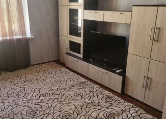 Сдается в аренду 2-ком. квартира, 54 м2, Краснодарский край, Комсомольская улица, 246