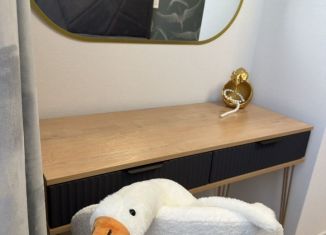 Продается 3-комнатная квартира, 57 м2, Омская область, Взлётная улица, 11/1