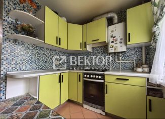 Трехкомнатная квартира на продажу, 57.4 м2, Иваново, 3-я улица Чайковского, 9