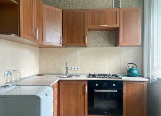 Сдается 1-ком. квартира, 40 м2, Саратов, Крымская улица, 34