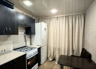 Продаю однокомнатную квартиру, 30.4 м2, Челябинск, Комсомольский проспект, 50