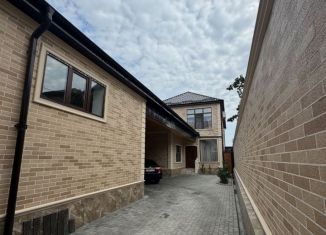 Продается дом, 300 м2, Грозный, переулок Леонова, 7