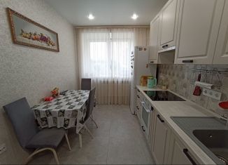 Продам 3-ком. квартиру, 70.9 м2, Вологда, улица Гагарина, 80Ак4