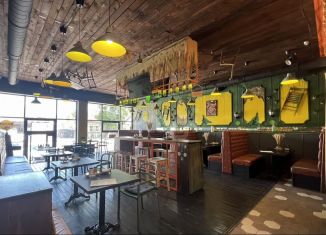 Продам торговую площадь, 446 м2, Ставропольский край, улица Мира, 113