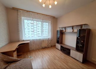 Сдаю 1-ком. квартиру, 13 м2, Великий Новгород, улица Попова, 8к2