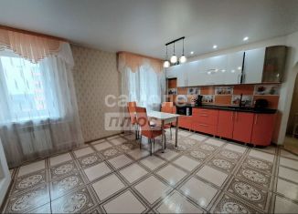 Продается трехкомнатная квартира, 64.2 м2, Киров, улица Павла Корчагина, 240к2