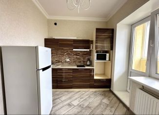 Продам 1-комнатную квартиру, 36.5 м2, Стерлитамак, проспект Октября, 93