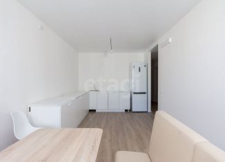 Продаю 2-ком. квартиру, 65.5 м2, Тюмень, ЖК Озёрный Парк, Полевая улица, 117к4