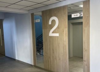 Продается 2-комнатная квартира, 48.7 м2, Курская область, улица Энгельса, 158к1