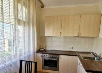 Сдача в аренду однокомнатной квартиры, 38 м2, Москва, Болотниковская улица, 36к1