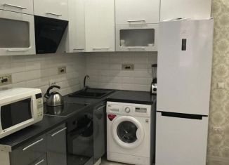 Сдается в аренду 1-комнатная квартира, 33 м2, Краснодарский край, Заполярная улица, 35к9