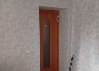 Сдается в аренду комната, 15 м2, Екатеринбург, улица Крылова, 27