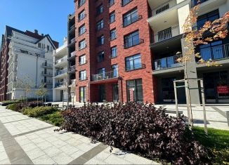 Продается 3-комнатная квартира, 117 м2, Калининград