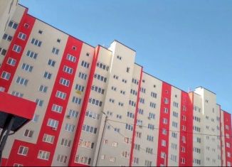 Продаю 2-ком. квартиру, 58.4 м2, Стерлитамак, улица 7 Ноября, 5А