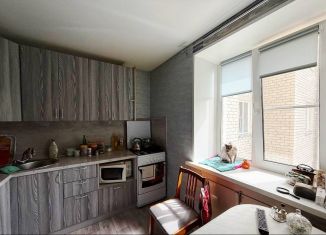 Продаю трехкомнатную квартиру, 58.2 м2, Коркино, улица Сони Кривой, 14