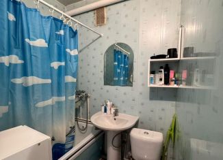 Продажа однокомнатной квартиры, 28.8 м2, Астрахань, улица Ботвина, 28