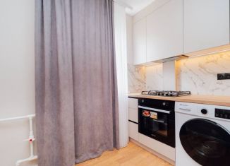 Продаю двухкомнатную квартиру, 52 м2, Ростов-на-Дону, Советский район, Благодатная улица, 166Б