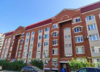 Сдам в аренду двухкомнатную квартиру, 60 м2, Татарстан, Чистопольская улица, 45