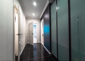 Сдаю в аренду 2-комнатную квартиру, 54 м2, Татарстан, улица Адоратского, 1Б