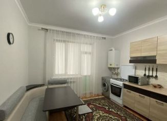 Сдается однокомнатная квартира, 40 м2, Дербент, улица Владимира Ленина, 3