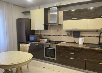 Продаю 2-комнатную квартиру, 86 м2, Владимир, улица Разина, 22