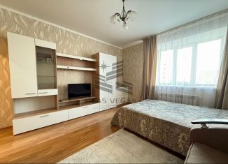 Сдам однокомнатную квартиру, 40 м2, Татарстан, улица Хади Такташа, 41