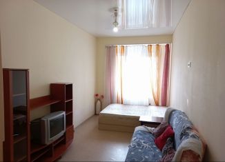Сдается 1-комнатная квартира, 60 м2, Тольятти, улица Автостроителей, 59Б