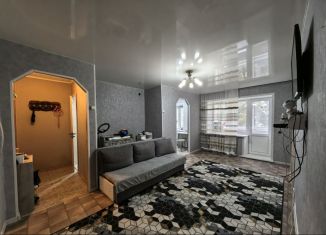 Сдается 3-комнатная квартира, 50 м2, Йошкар-Ола, улица Машиностроителей, 6Е, 2-й микрорайон